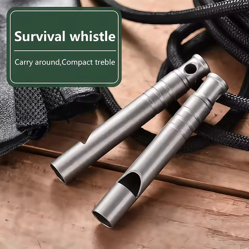 Outdoor Adventure Youtube - 新しいチタン製緊急サバイバルホイッスル（ランヤード付き） - キャンプ、ハイキング、アウトドアアドベンチャー用の超軽量安全ミニホイッスル